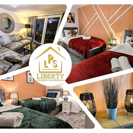 6 Guests * 4 Bedroom * Free Wi-Fi *ฮันติงตัน ภายนอก รูปภาพ